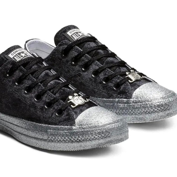 CONVERSE x Miley Cyrus low star ox Shoes Size 6 - Picture 5 of 5